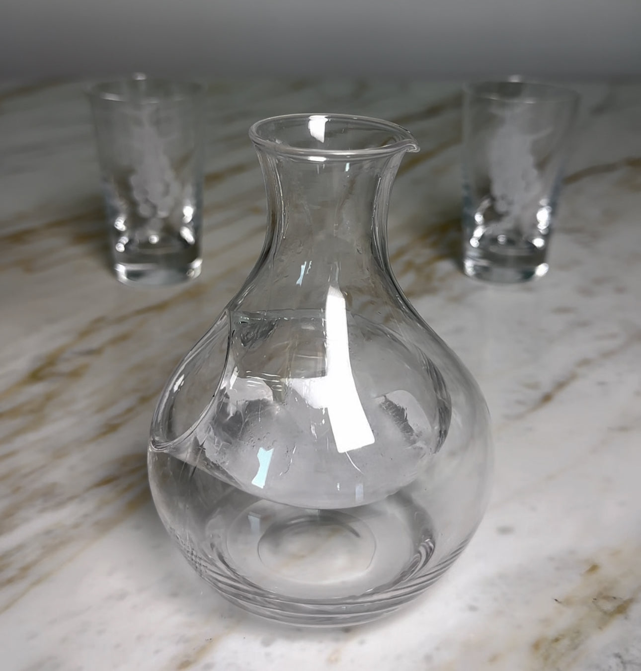 Arak Decanter with Ice Chamber