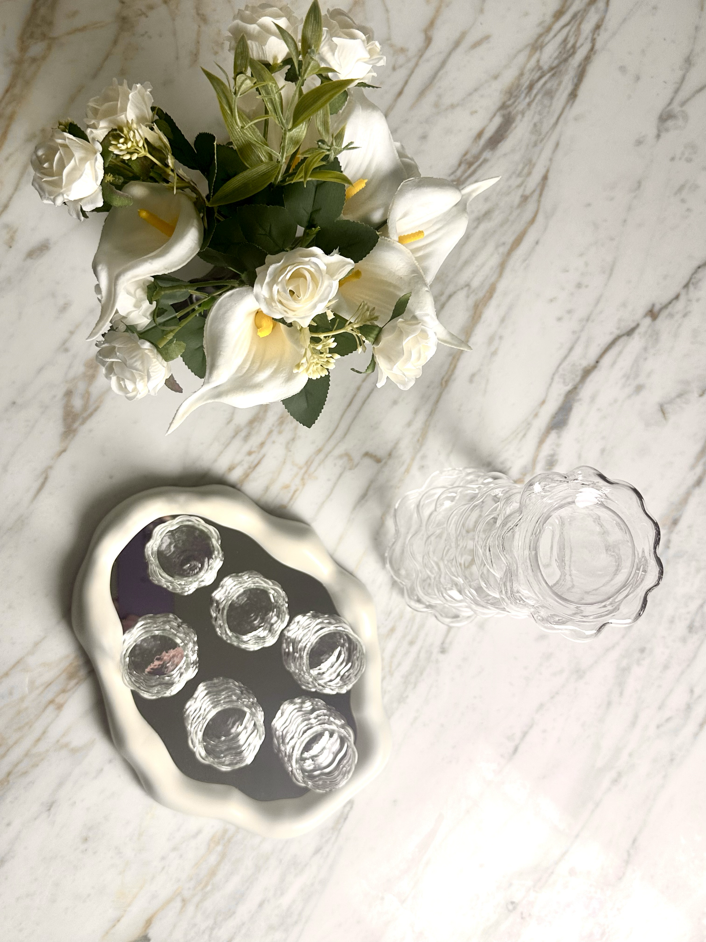 Bubble Jug Set with Lid Cup and 6 Small Cups