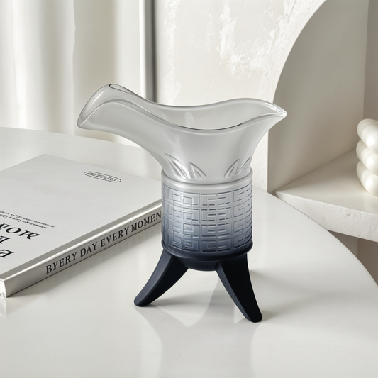 Frosted Sauce Pourer